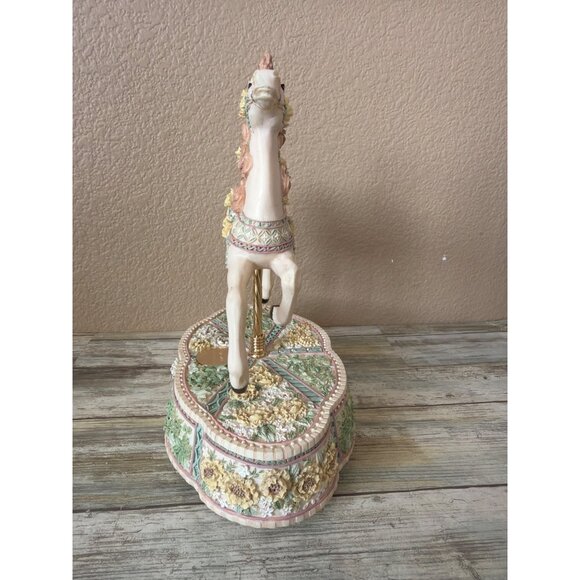 San Francisco Music Box Serenity Carousel Horse Music Box Candle in the Wind NEW - Picture 6 of 17